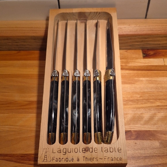 Laguiole Dubost VTG Silver & Gold Steak Knife Set 6 - Bee Emblem - Picture 10 of 11